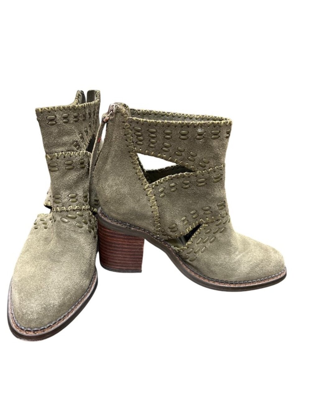 Sbicca Vtg Collection wms green suede studded ankle boots heels sz 7.5 SKU 10830